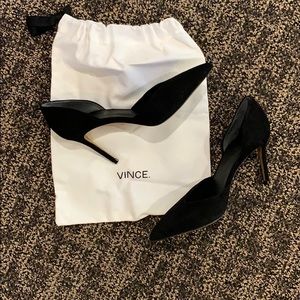 EUC Vince black suede heels